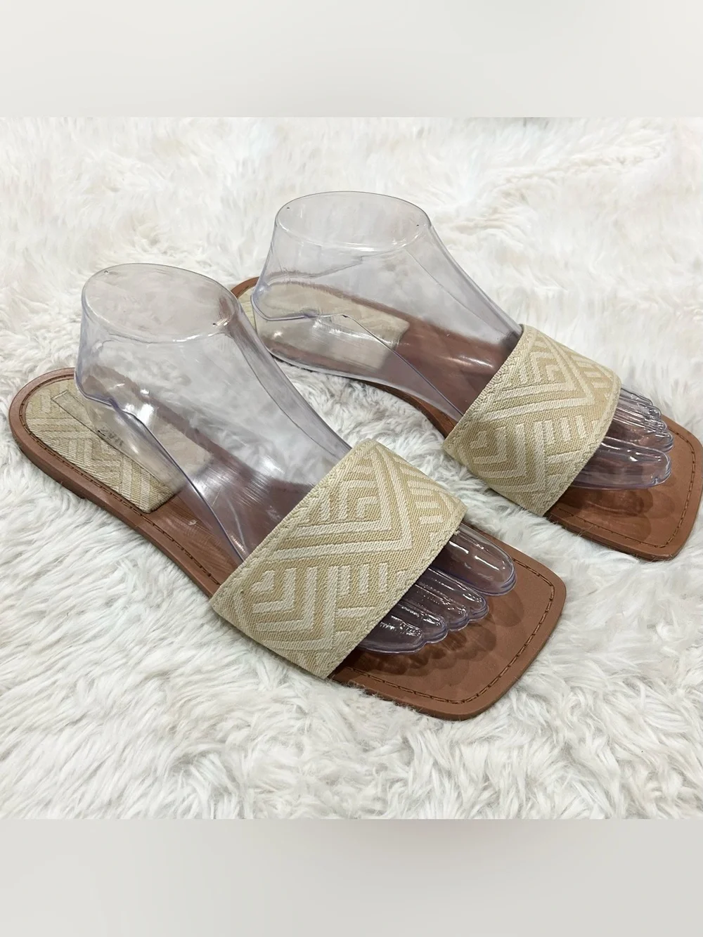 Zara Women’s Flat Sandals Slides Shoes Beige Fabric Size 10 / 41 Square Toe - Picture 3 of 6
